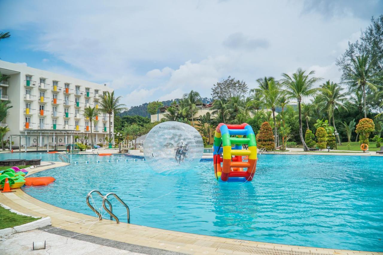 Harris Resort Batam Waterfront Sekupang Exteriér fotografie