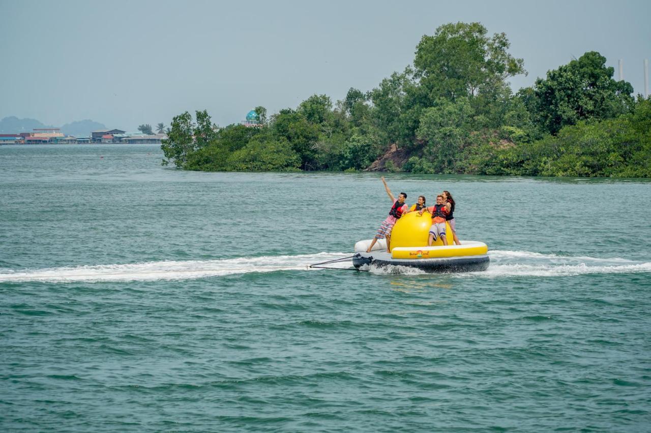 Harris Resort Batam Waterfront Sekupang Exteriér fotografie